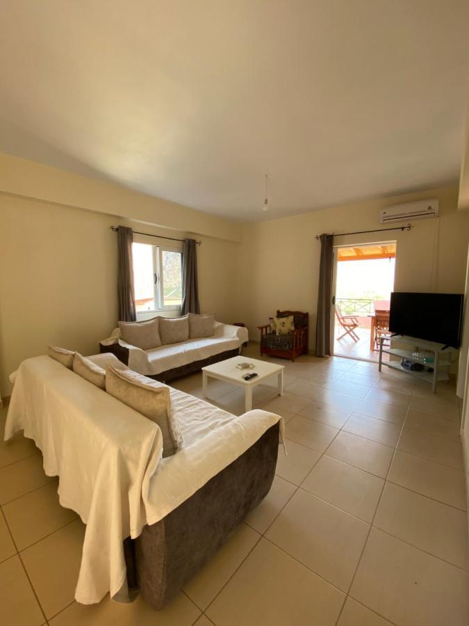 Gkiko'S Guest House Кепаро Екстериор снимка